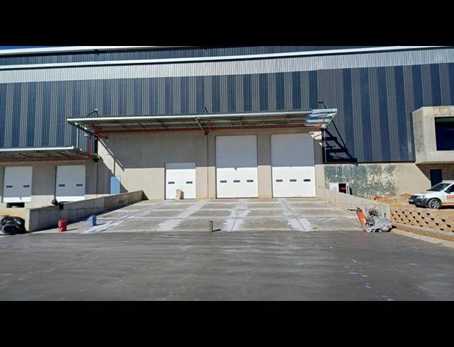 INDUSTRIAL PROPERTY TO RENT IN LOUWLARDIA